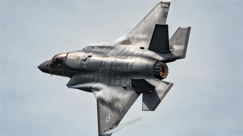 US senators move to bar Turkey from planned purchase of advanced F-35 warplanes. (File photo)