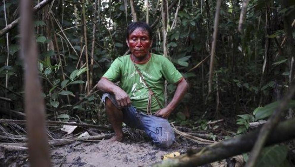 Indigenous communities living in the world's rainforests are struggling to survive as international firms extract their resources. | Photo: Reuters