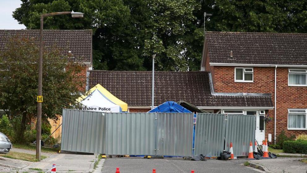 A barrier and a police tent are seen outside Sergei Skripal's home in Salisbury, UK. © Hannah Mckay / Reuters 