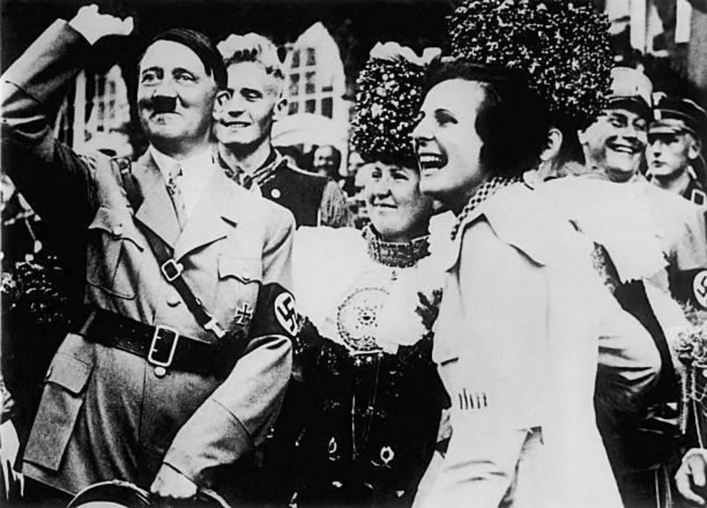 Leni Riefenstahl (r.) (Keystone-France/Gamma-Keystone via Getty Images)