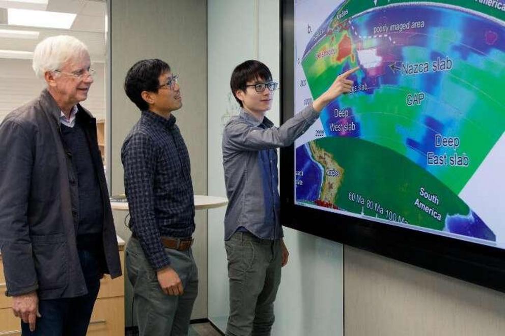 University of Houston researchers John Suppe, left, Jonny Wu and Yi-Wei Chen have reconstructed the ancient plates under the Andes Mountains  Read more at: https://phys.org/news/2019-01-scientists-reconstruct-ancient-lost-plates.html#jCp