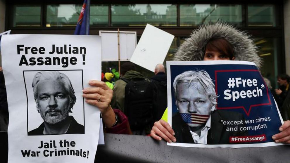 ‘Mr Assange could die in prison. There is no time to lose’ – over 60 medics in open letter to UK govt. 5ddbaf4e85f540284a4a8d84-1574722585946