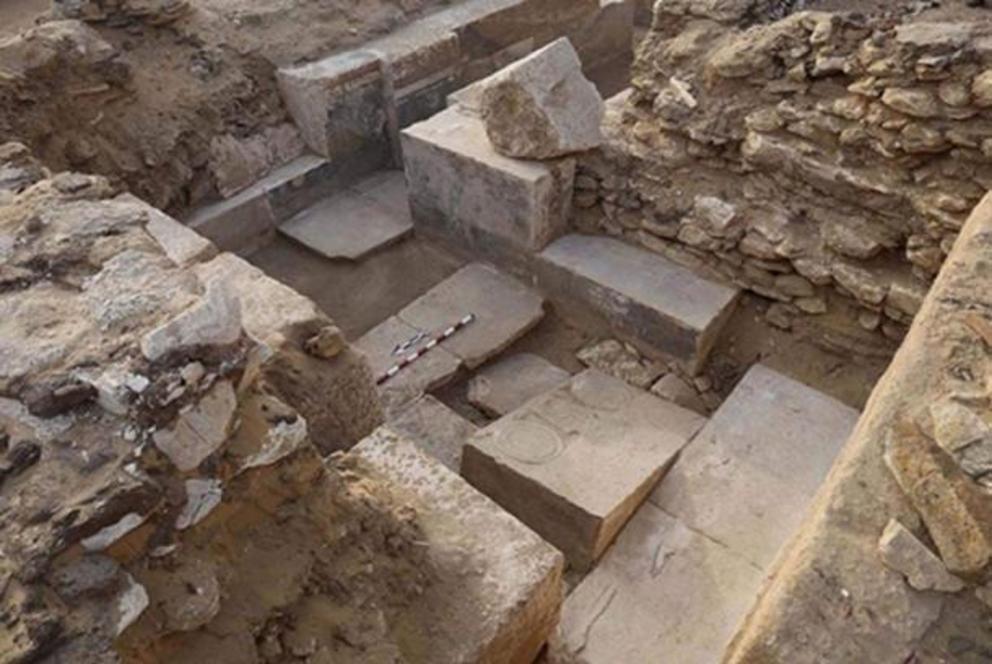 Remains of a chapel found by ancient Egyptian nobleman Khuwy's tomb had been heavily robbed by ancient stone robbers.