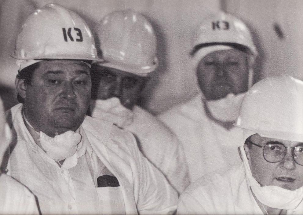 Kovalenko with the chairman of the US Nuclear Regulatory Commission inside the destroyed four block of the Chernobyl power plant.