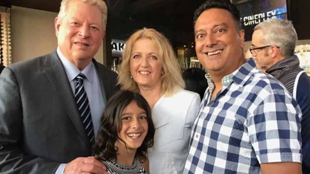  “Citizen Climate Lobby international outreach manager Cathy Orlando, centre, is pleased with the Trudeau government’s new carbon tax plan. She’s seen here with former U.S. Vice President Al Gore, husband Sanjiv Mathur, and their daughter Sophia Mathur. (
