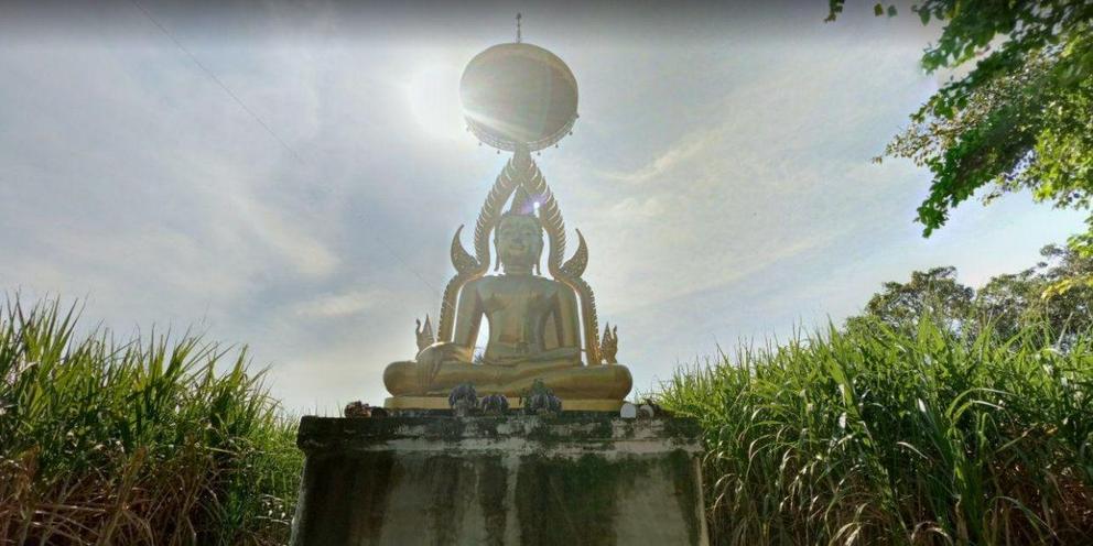 UFO seekers are flocking to a huge Buddha statue in Thailand AliensBuddha-1570682805394