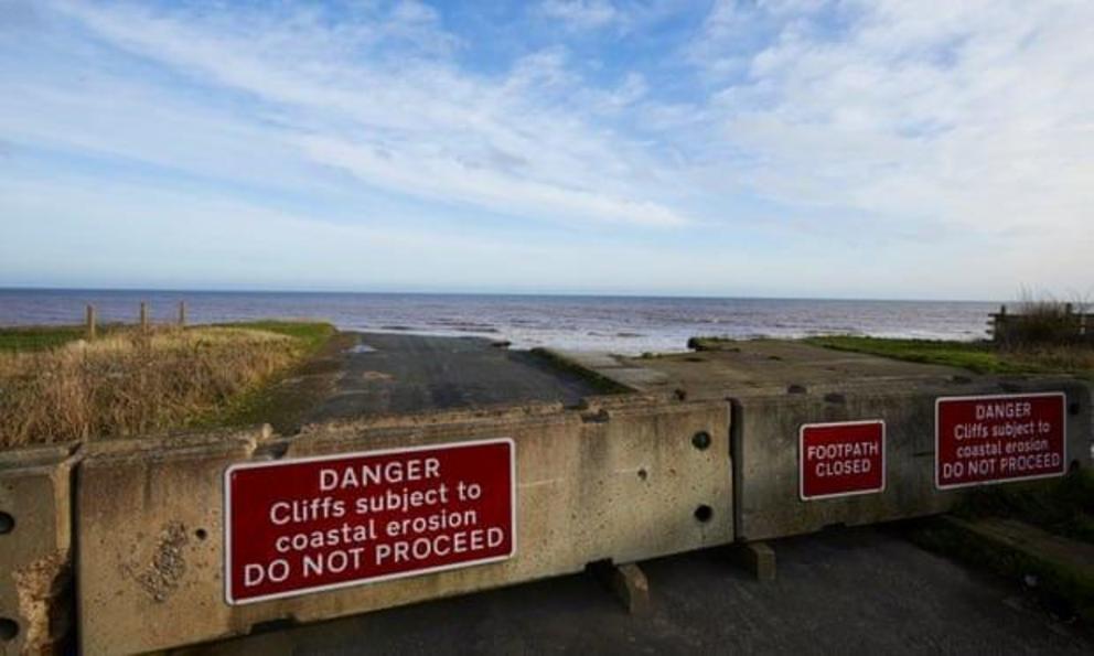 End of the road in Skipsea.