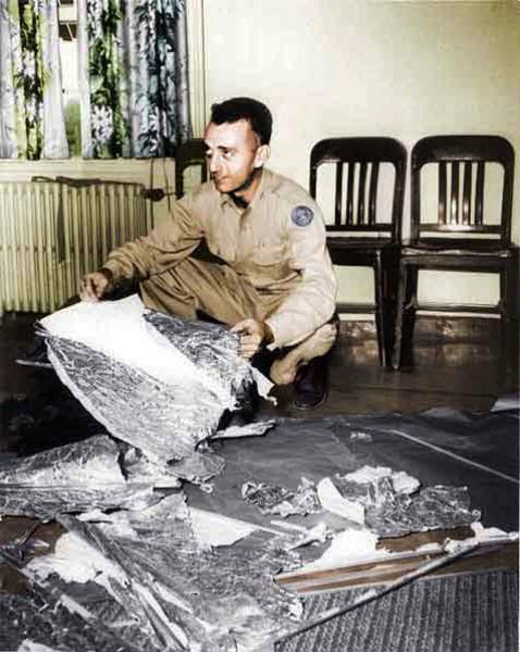 US Army Major ‘hid Debris From Roswell UFO Crash In His Water Heater At ...