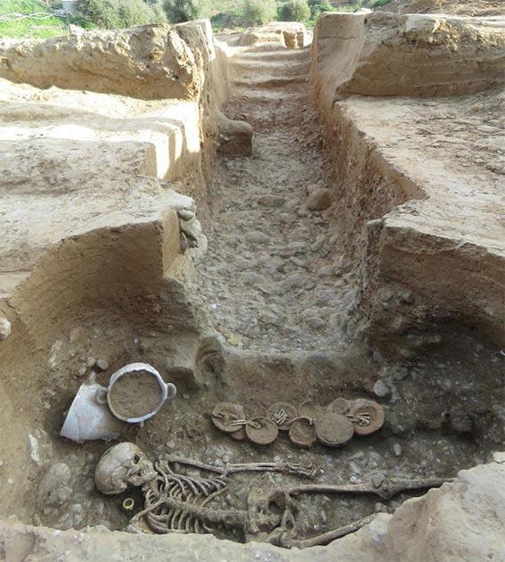 Rare Etruscan Tomb Of Treasures Excavated In Corsica - Nexus Newsfeed