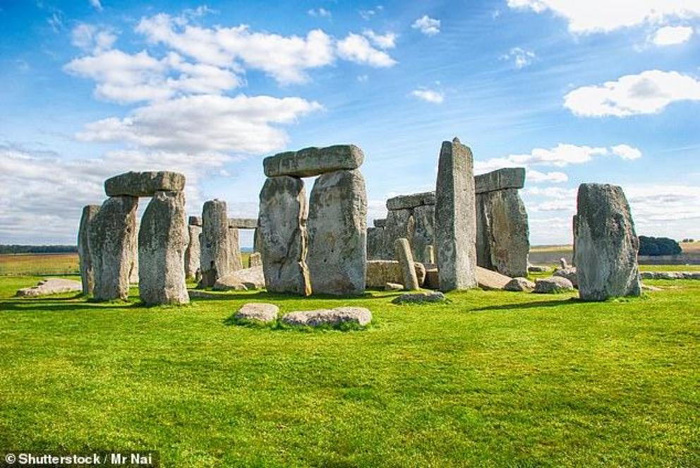 Researchers used a scale model of Stonehenge to study the acoustic qualities of the mysterious monument some 4,000 years ago, when all 157 stones were intact. To approximate its original design, laser-scanned data of Stonehenge's modern-day configuration 