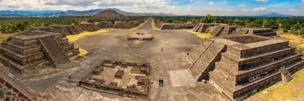 Pyramid of the Sun and the Avenue of the Dead at Teotihuacan.