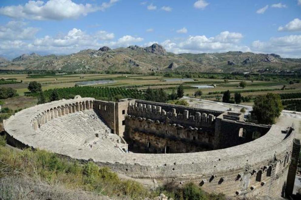 Aspen dos, present-day Turkey, is known for well-preserved theatre. The theatre provided seating for 7,000. It was built in 155 AD by the Greek architect Zenon, a native of the city, during the rule of Marcus Aurelius Antoninus, who was Roman emperor from