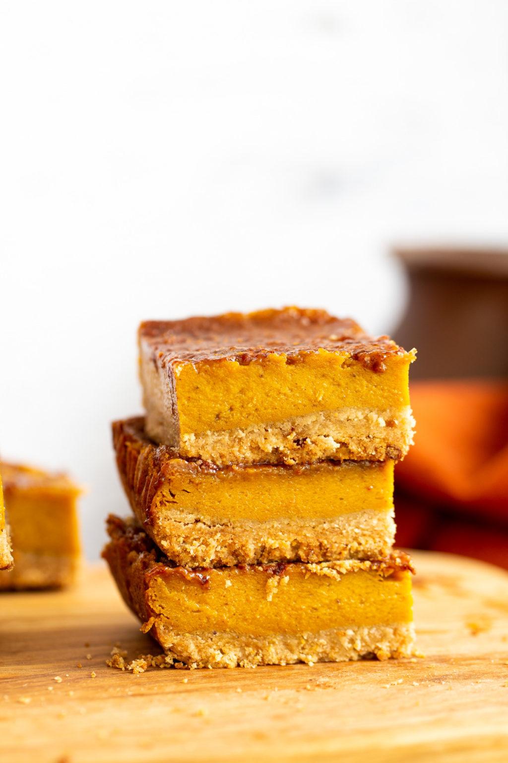 vegan-pumpkin-pie-bars-nexus-newsfeed