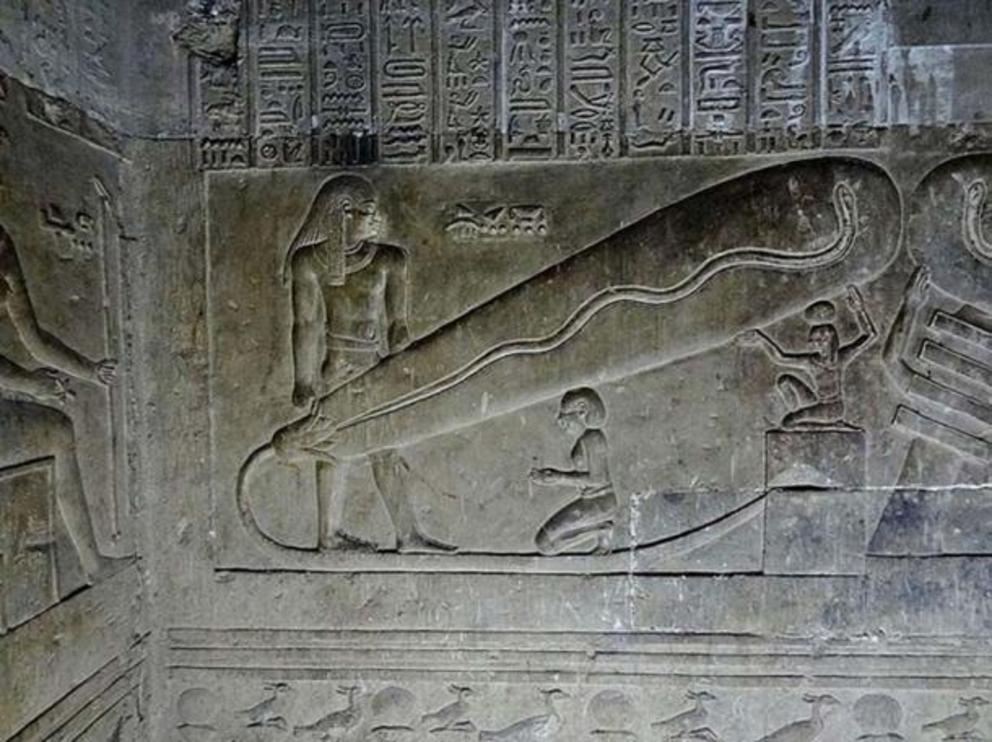 The Dendera Light