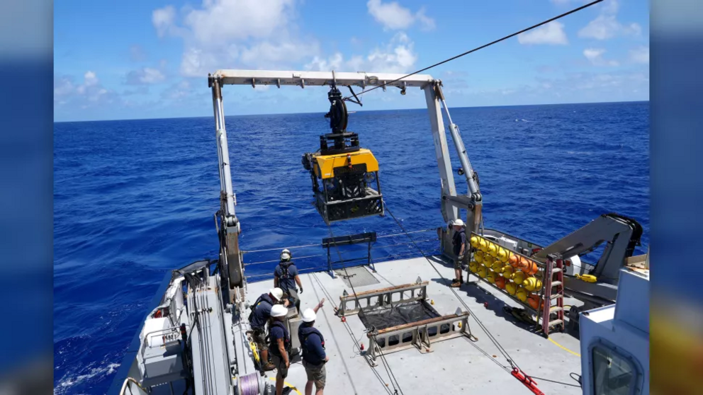 The launch of the underwater robot SuBastian.