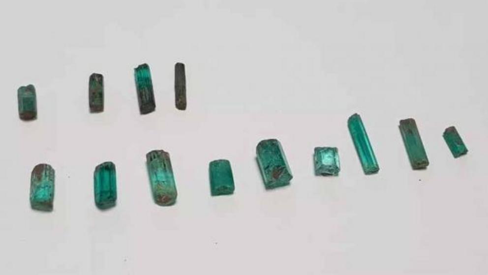 The incredibly big and priceless Colombian emeralds found in the 8-jar treasure hoard at the ancient Muisca temple site on the edge of modern-day Bogotá.