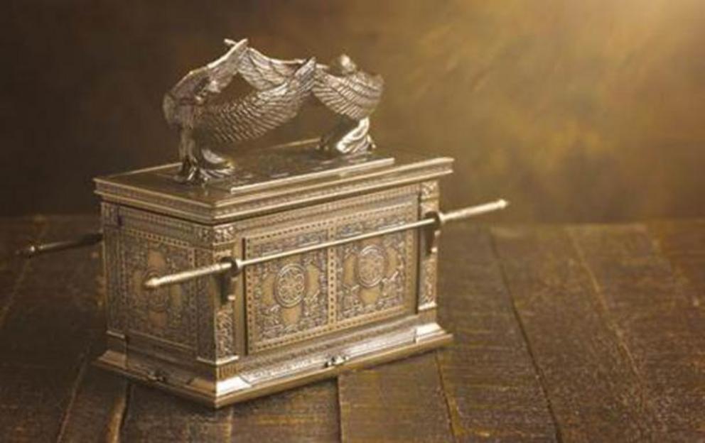 A jar of manna was kept with the ark of the covenant