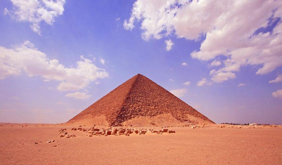 Unwritten mystery: Why no ancient texts mention the construction of the pyramids Un3-1670647257830