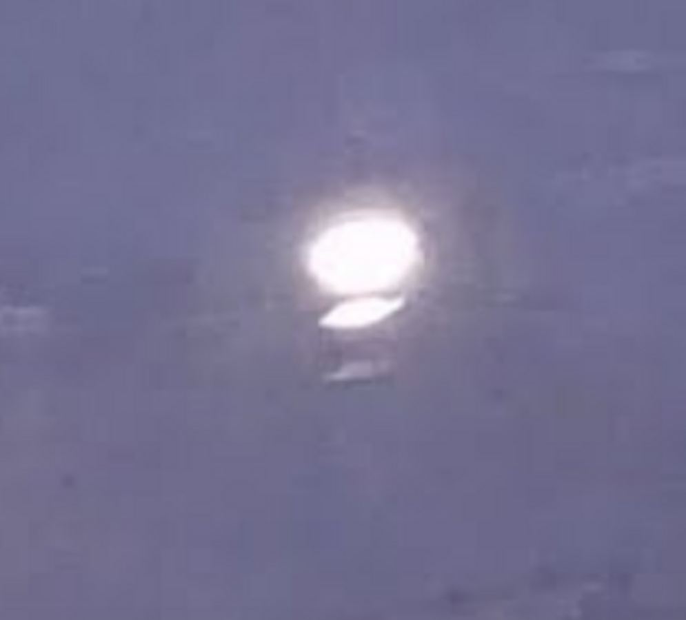 Radiant oval UFO sighting caught on video - Nexus Newsfeed