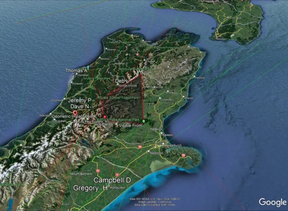 Witness reports and high-resolution meteor cameras help to calculate a meteor’s trajectory. This map shows the approximate trajectory of the July 22 meteor at the top of the red shape in the centre.