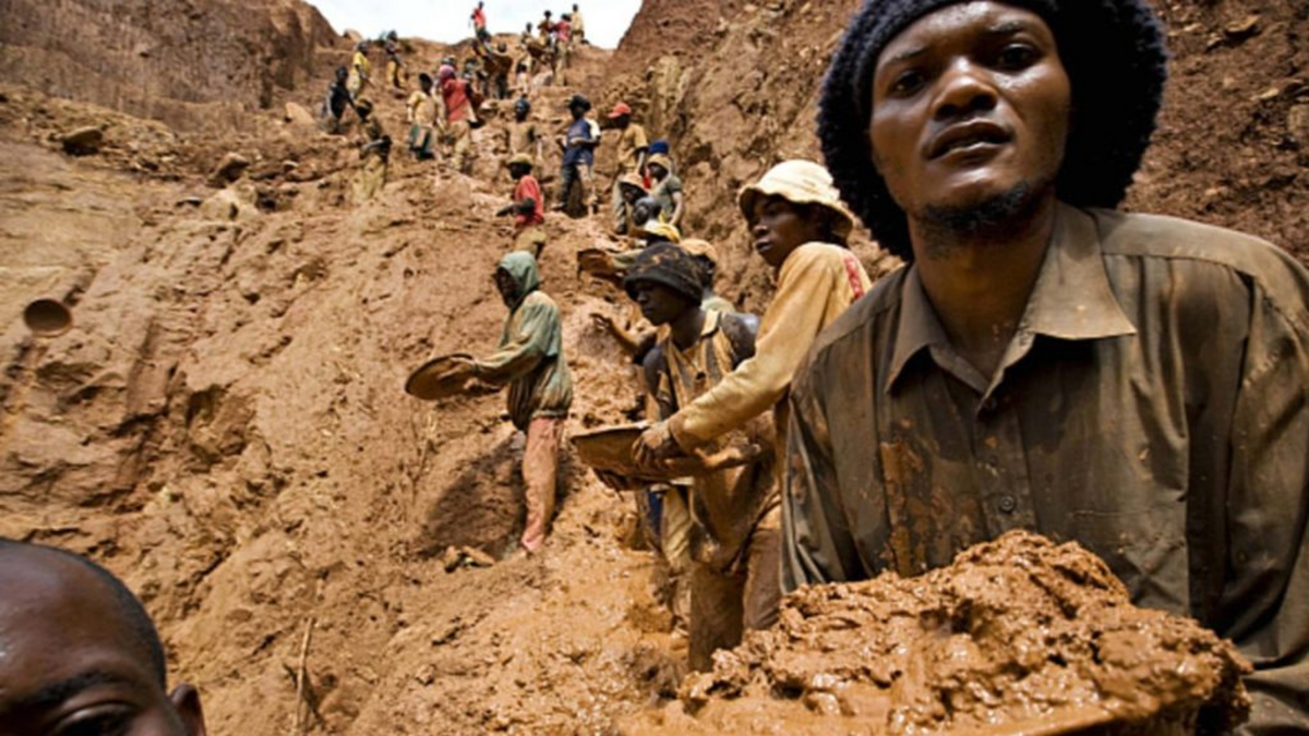 Mountain with 60-90 percent gold soil discovered in Congo - Nexus Newsfeed