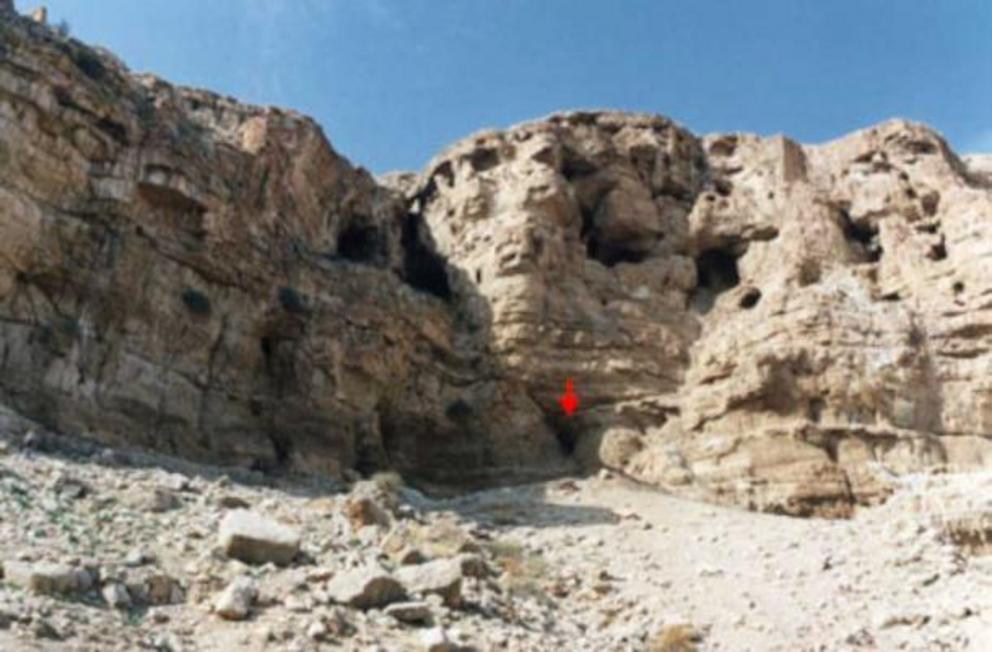 The skeleton of the Chalcolithic shepherd and his belongings were found in this Wadi el-Makkukh area cave in the Judean Desert about 30 years ago.