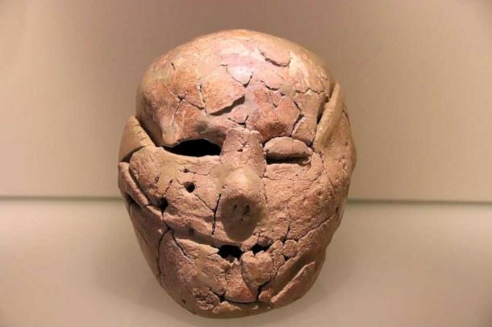 Plastered Skull, c. 9000 BC Israel Museum, Jerusalem, Israel.. The plastered skulls of Jericho are the oldest funerary masks in the world. The skulls of their dead were removed and covered with plaster in order to create very life-like faces, complete wit