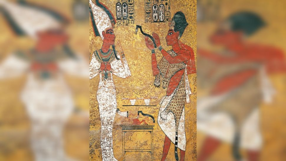The 19-year-old King Tut interacting with Osiris.