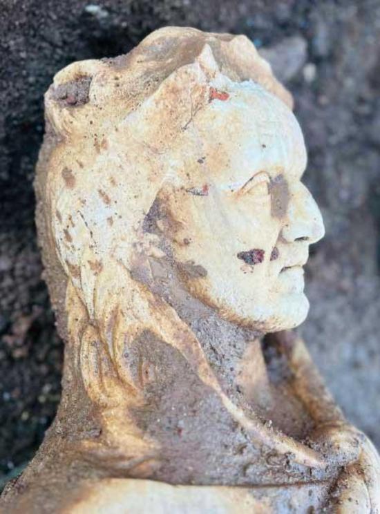 Statue of Hercules found near the Appian Way.