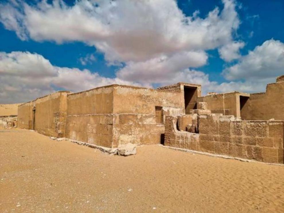 The 32 room mastaba of vizier Mereruka rivalled Pharoah Teti’s monument in size and grandeur, and is better preserved than his master’s tomb today