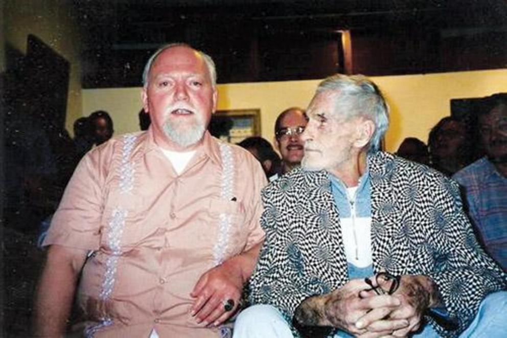 Robert Anton Wilson (1932–2007) with Timothy Leary (1920–1996)