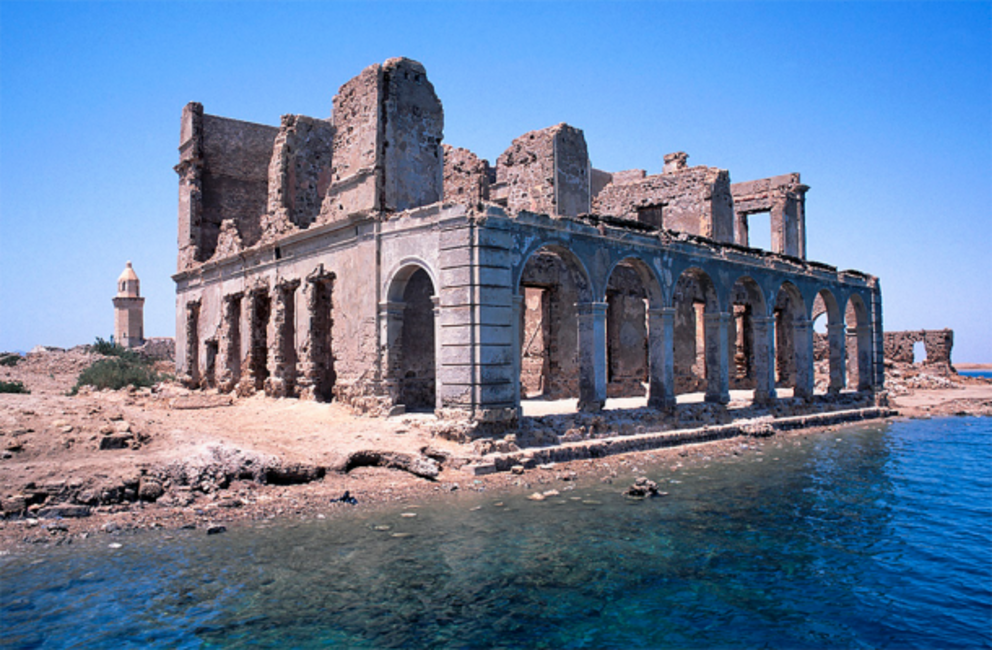 One of many shells of ruined buildings in Suakin