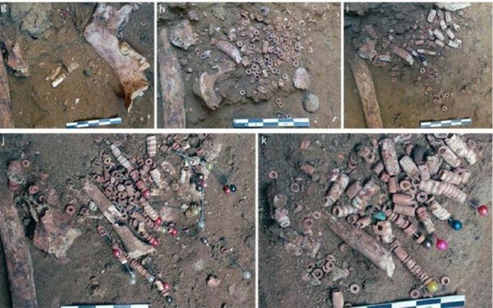 Image of the child burial and the distribution of the beads which once were part of a Neolithic necklace.