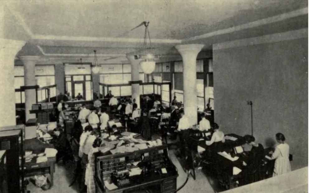 Counting-room of the Bank of North Dakota, 1920. Public domain, via Wikimedia Commons