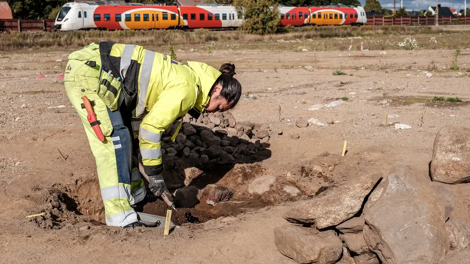 Iron Age Woman Was Buried With A Knife Stuck Into Her Grave ...