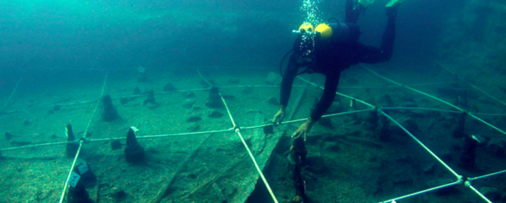 Five canoes have been found submerged in an Italian lake. (Gibaja et al., PLOS ONE, 2024) 